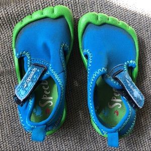 Speedo Slip on Slipper Water Shoes Toddlers US 5 / S EUC